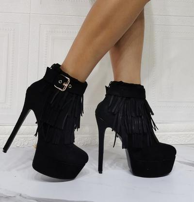 Black High-heeled Fleece Short Boots