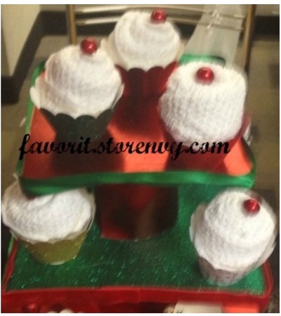 Towel Cake Washcloth Cupcakes-Christmas Theme