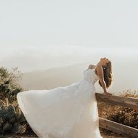 Sweet Ball Gown V Neck Straps White Tulle Wedding Dresses with Appliques - Thumbnail 2