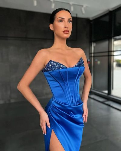 Stunning Mermaid V Neck Royal Blue Satin Long Prom Dresses with Slit