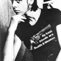 MY BEST FRIENDS ARE SMITH AND WESSON - T SHIRT - Thumbnail 1