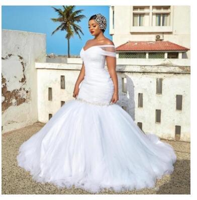 Plus Size Wedding Dresses With One Shoulder Beads Mermaid Wedding Gowns Robe de mariee Beaded Crystals Trumpet Bridal Dress