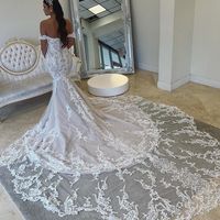 Gorgeous Mermaid Sweetheart Lace Wedding Dresses  - Thumbnail 1