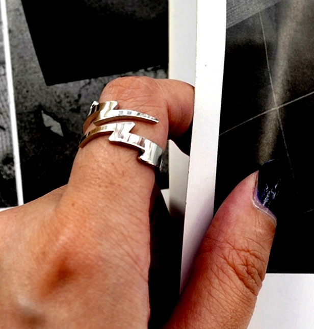 7 628688976366 (4) 2