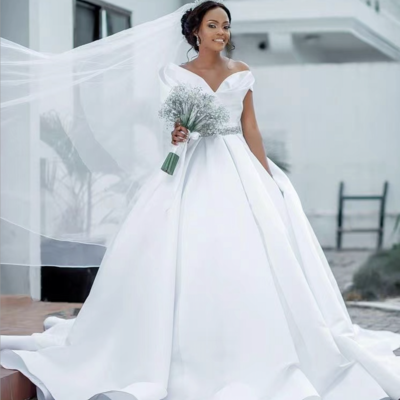 Plus size bridal gown wedding dresses waist with beading