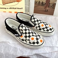 Retro Daisy Checkerboard Canvas Slip-on Shoes - Thumbnail 2