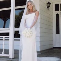 Gorgeous Sheath Cowl Neck White Satin Wedding Dresses - Thumbnail 3
