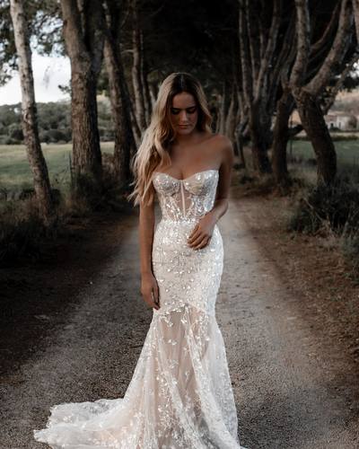 Stunning Mermaid Sweetheart Tulle Wedding Dresses with Appliques