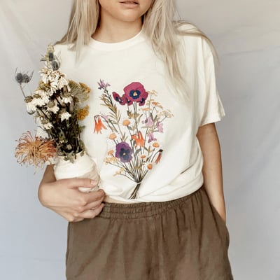 Ophelia flowers tee