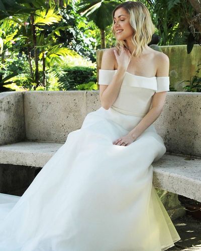 Simple A-Line Off tge Shoulder White Wedding Dresses Summer Wedding Gown