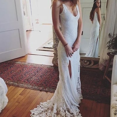 Sp2121,gorgeous spaghetti straps white lace wedding dresses,v-back long wedding gown long bridal dresses