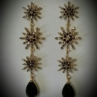 THREE STAR TEARDROP POST EARRING - Thumbnail 1