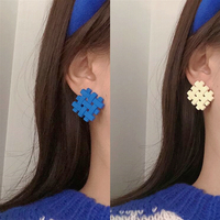 Irregular Geometric Woven Square Stud Earrings - Thumbnail 1