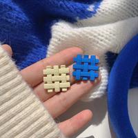 Irregular Geometric Woven Square Stud Earrings - Thumbnail 4