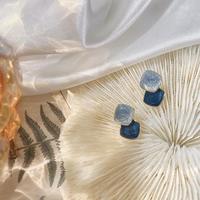 Geometric Diamond Blue Stud Earrings - Thumbnail 4