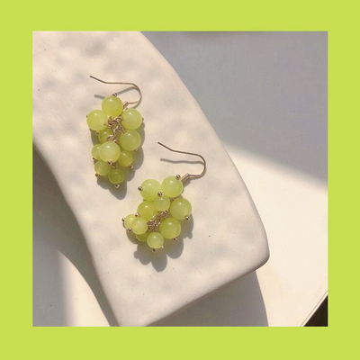 Green grape dangle earrings