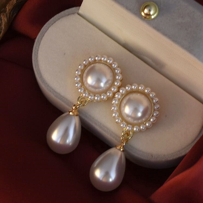 Vintage pearl drop dangle earrings
