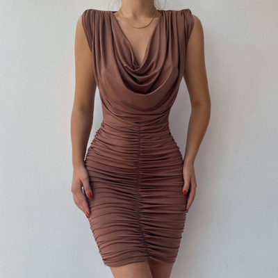 Solid color sexy sleeveless tight dress