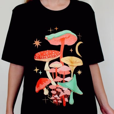 Groovy mushroom tee 