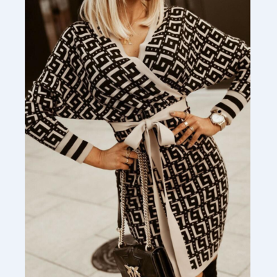 Design print v-neck long sleeve dress