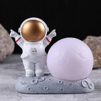 Spaceman astronaut 3d moon lamp night light home decor