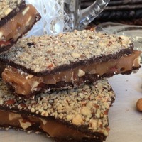 20 oz. Gourmet (Dark Chocolate) English Toffee - Thumbnail 1
