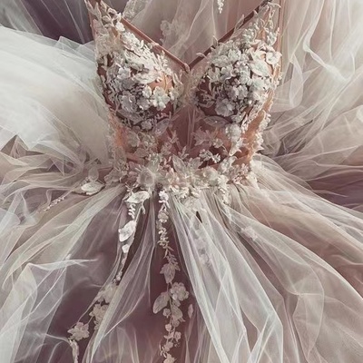 Wedding dresses bridal gown spaghetti straps with lace appliques - Thumbnail 3