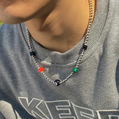 LUCKY NUMBER 8 NECKLACE 