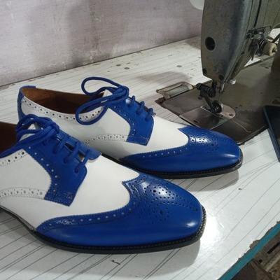 Awesome wear men's hand stitch two tone wingtip brogue lace up leather shoes