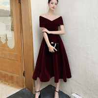 Cute V-neck velvet short prom dress homecoming dress - Thumbnail 3