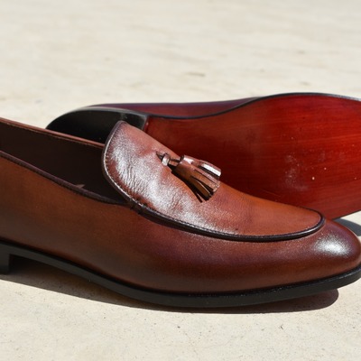 Men's unique beauty brown leather formal tassels moccasin office wear handmade shoes