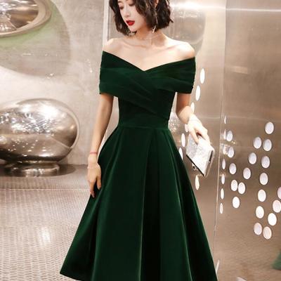 Off shoulder green velvet short prom dress  - Thumbnail 2