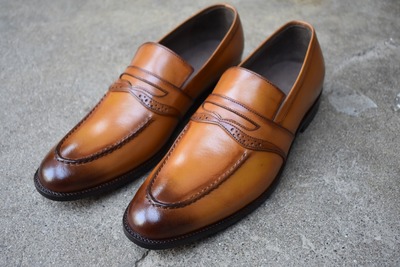 Western Style Men's Hand Stitch Two Tone Moccasin Formal Wear Christmas Shoes