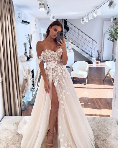 Sweet A Line Sweetheart 3D Appliques Tulle Wedding Dresses with Slit