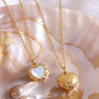 Beautiful Luxury Gold Framed Heart Shaped Cystal Chain Pendant Necklace - Thumbnail 5