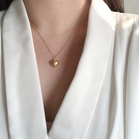 Beautiful Luxury Gold Framed Heart Shaped Cystal Chain Pendant Necklace - Thumbnail 7