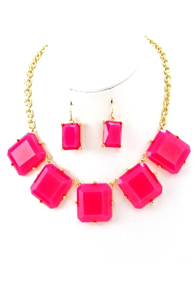 Addison Statement Necklace in Neon Pink