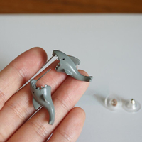 SHARK BITE EARS EARRINGS - Thumbnail 1