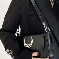 Moon lock shoulder messenger bag - Thumbnail 3