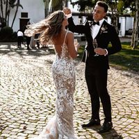 Luxurious Mermaid V Neck Lace Wedding Dresses - Thumbnail 3
