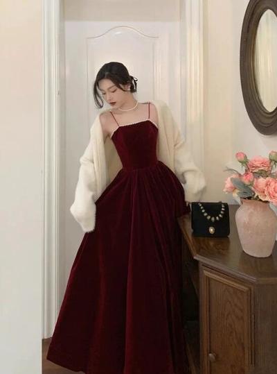 Simple Spaghetti Straps Burgundy Velvet Long Prom Dress 