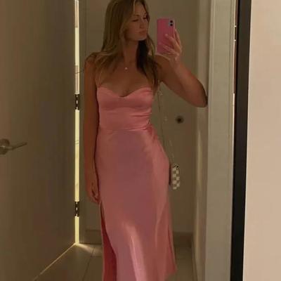 Simple classy sheath pink evening dress with lace-up back  - Thumbnail 3