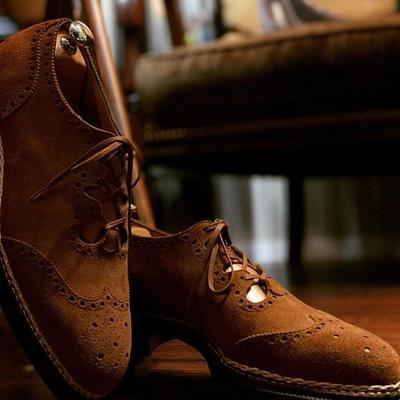 Decent wear men's hand stitch unique brown shoes, wingtip lace up genuine suede formal shoes - Thumbnail 1