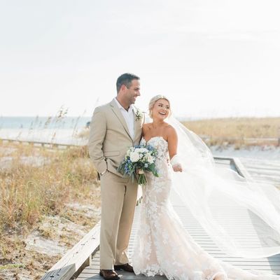 Elegant mermaid sweetheart lace wedding dresses with train