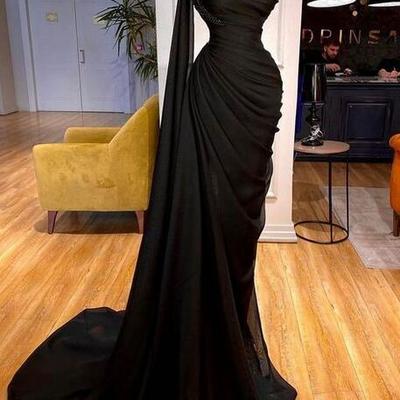 Mermaid sexy black prom dress with beading - Thumbnail 1
