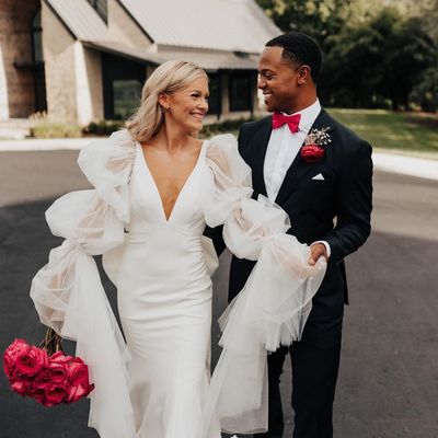 Cute mermaid v neck long wedding dresses with ruffled sleeves