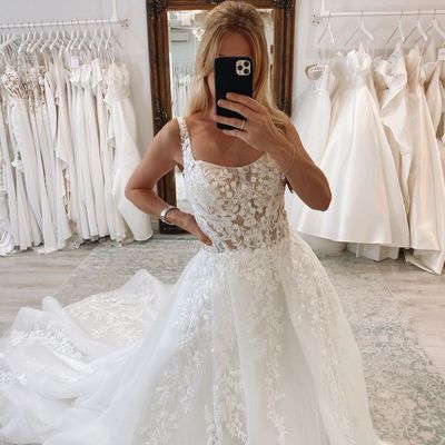 Gorgeous ball gown square neck organza wedding dresses with lace