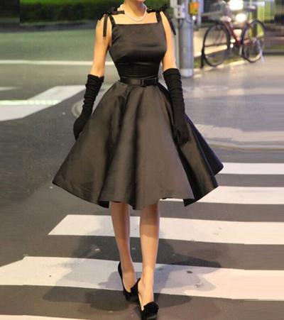 Vintage A-line Classic Black Short Prom Dress