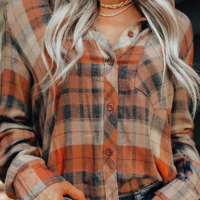 Fashion Women's Plaid Pocket Button Long Sleeve Shirt - Thumbnail 1