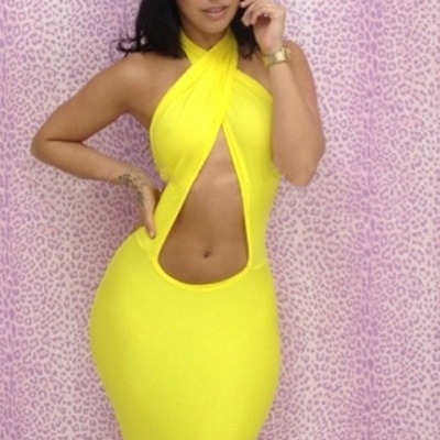 Open yellow barbie dress